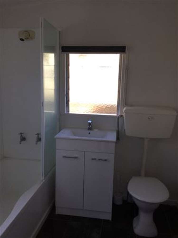 11 Parry Palm Avenue Waihi_9