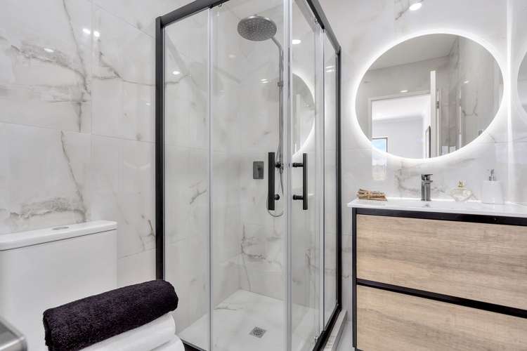 7/72 Howe Street Howick_13