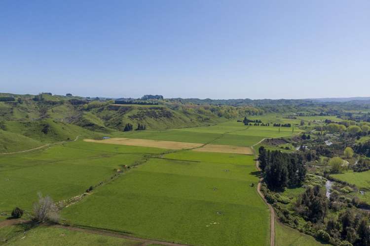 37 Karewarewa Road Rangiwahia_9