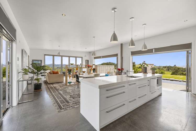 274 Staniforth Road Kaiwaka_12