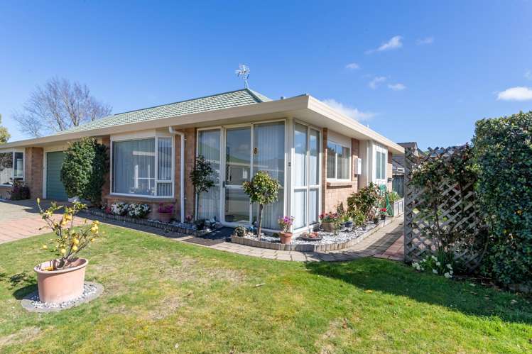 8/17 John Street Trentham_15