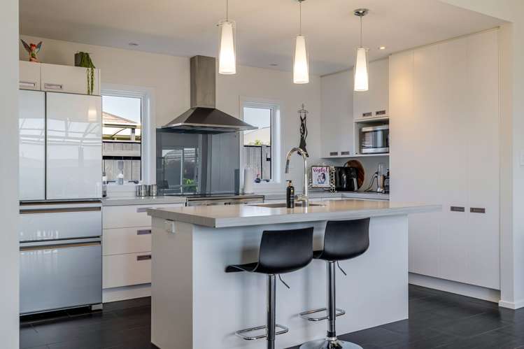 2 Morocco Terrace Kelvin Grove_14