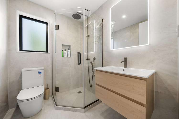 242c St Andrews Road Epsom_11