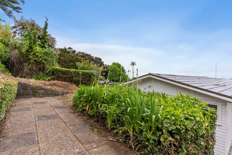 22 Omana Esplanade Maraetai_15