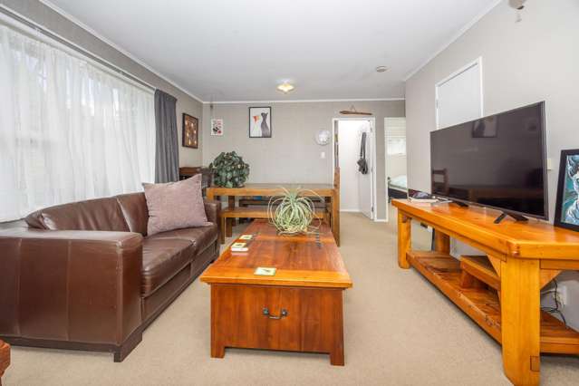21c Resthill Crescent Glenview_4