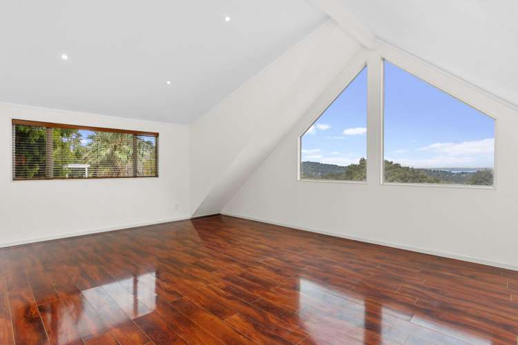 430 Huia Road Laingholm_13