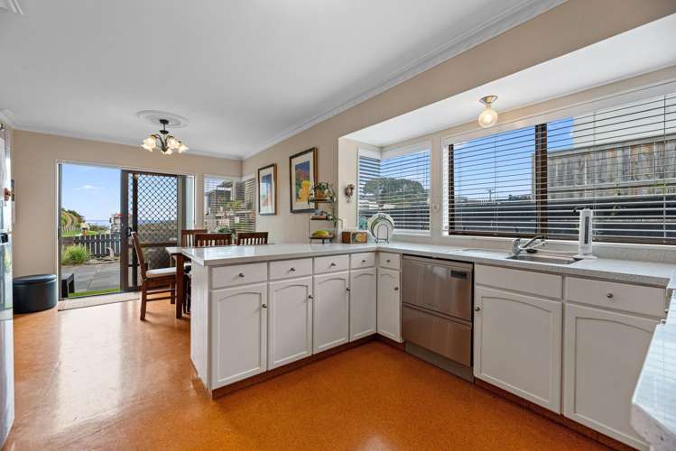 1/394 Oceanbeach Road Mount Maunganui_11