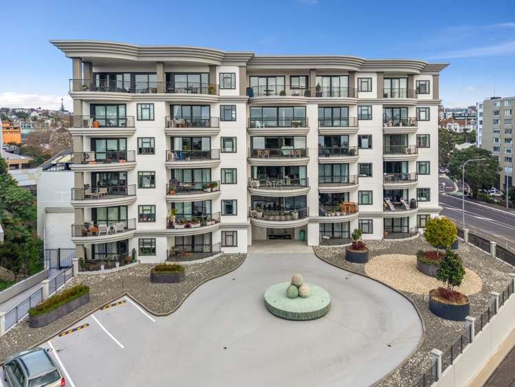 3A/118 Gladstone Road_0