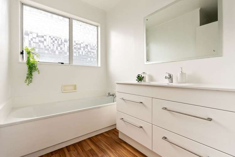 31 Bell Street Tawa_12