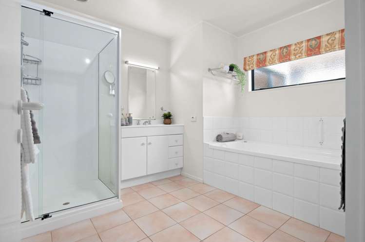 11 Crowden Place Harrowfield_13