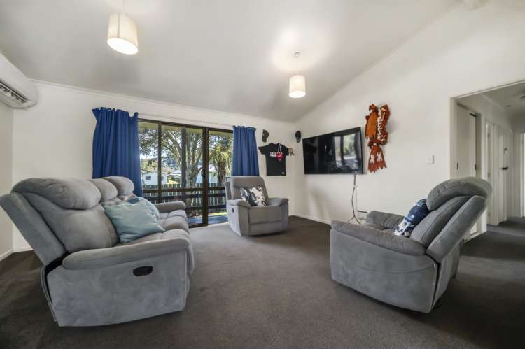 7 Onyx Place Pukehangi_2