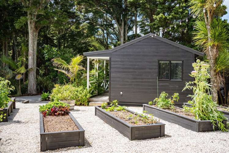 267 School Road Te Arai_23