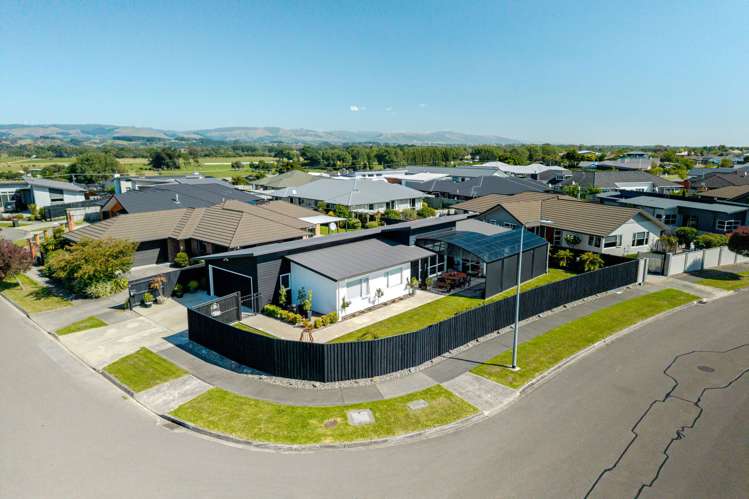 2 Morocco Terrace Kelvin Grove_7