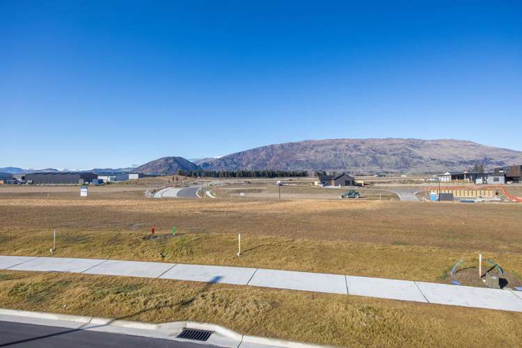 8 Simpson Crescent Wanaka_5