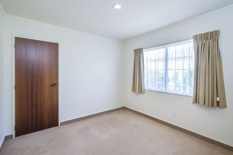 18 Tararua Street Paraparaumu_15