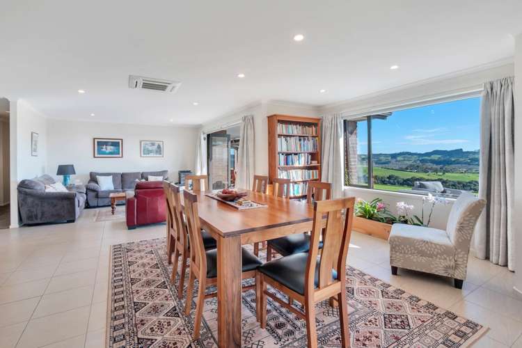 87 Tuparekura Road South Head_13