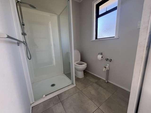 22 Williams Crescent Otara_3