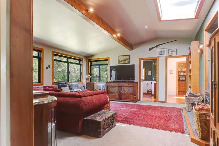 209 No 3 Line Wanganui East_10