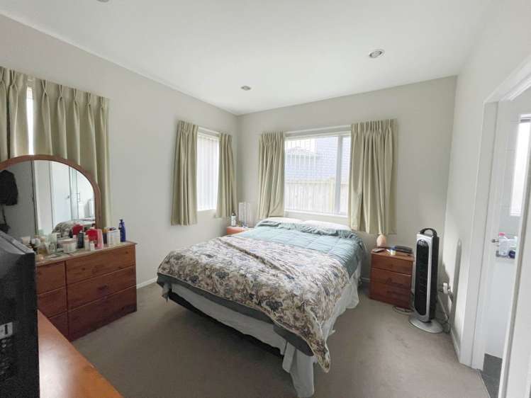 22 Helianthus Avenue Flat Bush_11