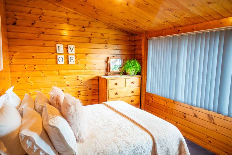 35 Barnhill Crescent Pahurehure_10