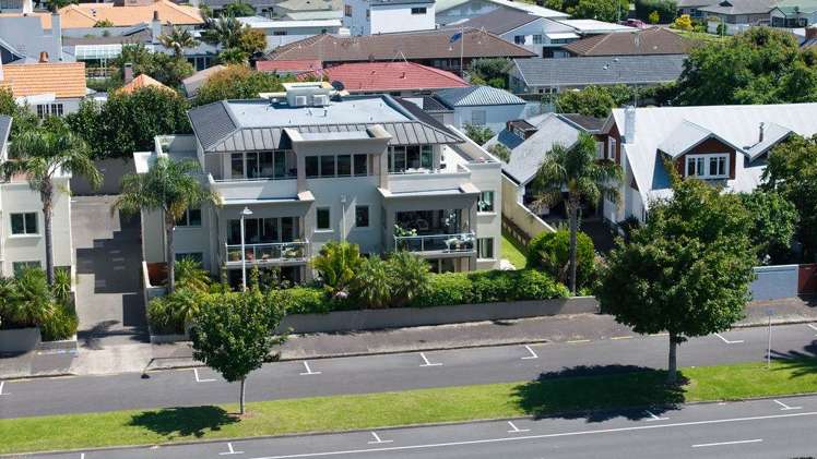 7/235 Devonport Road Tauranga Central_27