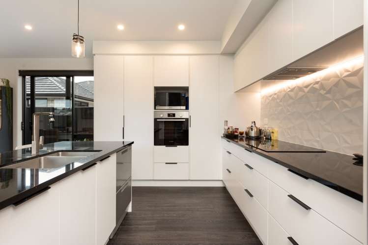 68 Pakanga Grove Pyes Pa_11