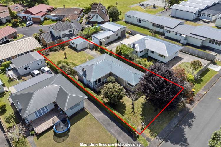 28 Ozich Avenue Te Atatu South_13