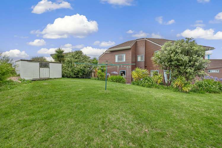9 Hurstbourn Priors Goodwood Heights_24