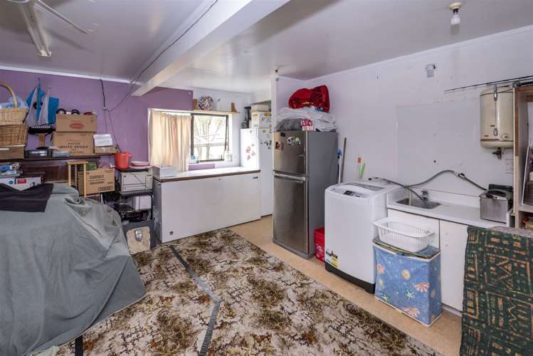 7 President Avenue Papakura_12