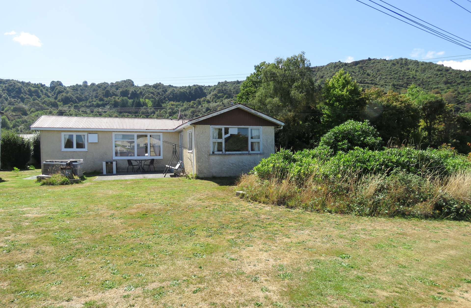 8 Walsh Street Reefton_0