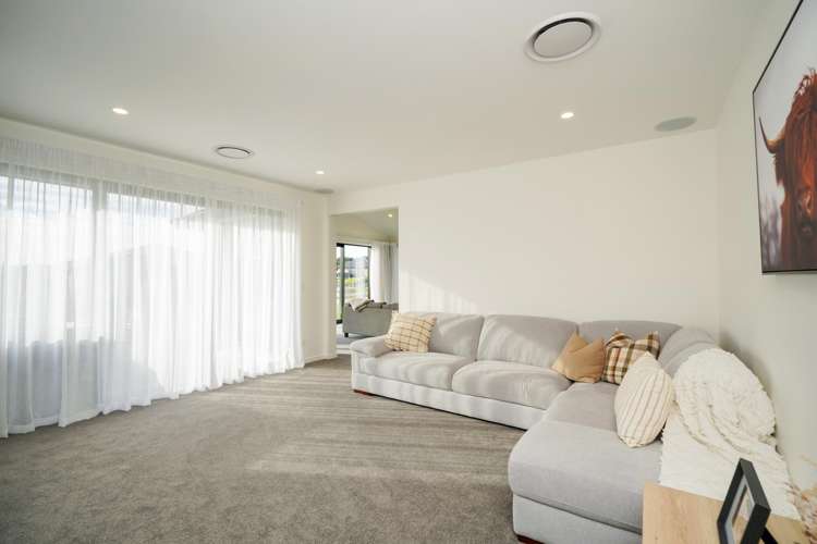 6 Chatham Rise Seaward Bush_16