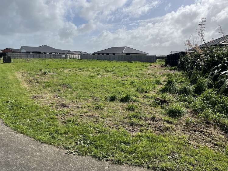 28 & 30 County Drive Hawera_4