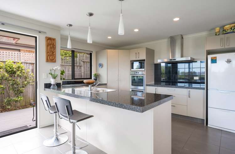 457 Suffolk Road Stoke_11