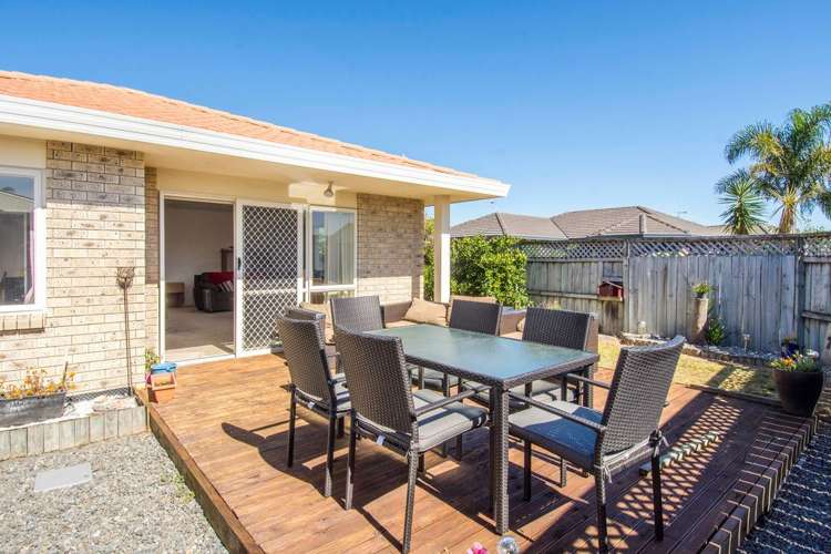 18 Lamia Grove Papamoa_1