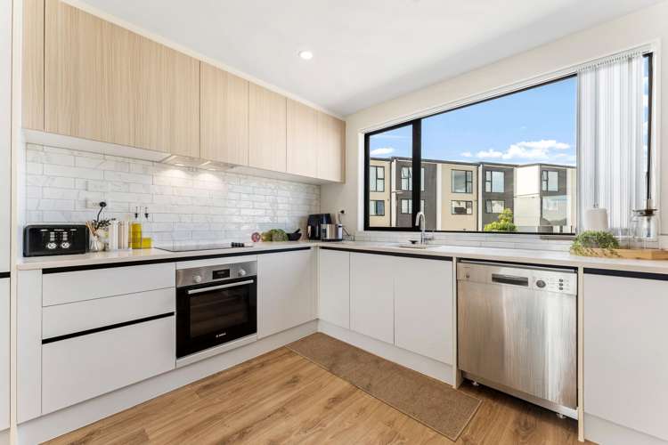 5c Colin Chester Drive Millwater_5