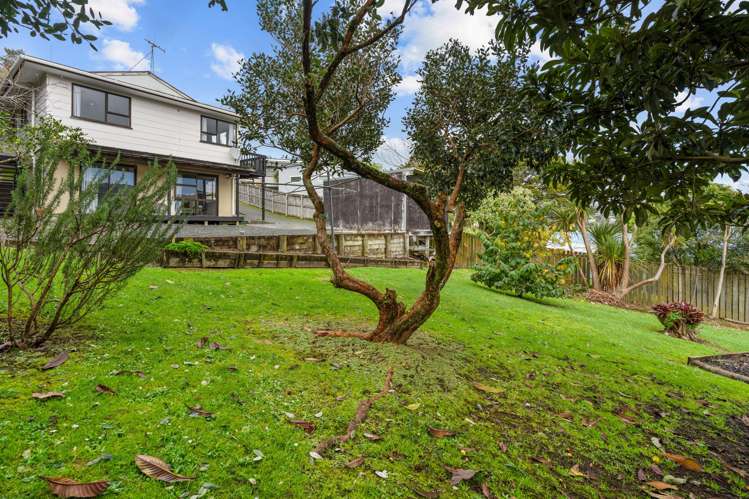 8 Tikorangi Place Morningside_13