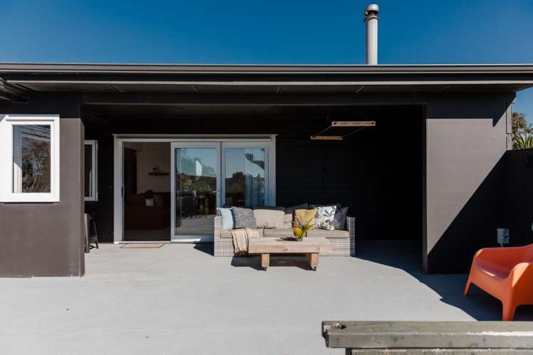27 Gaskin Place Haumoana_17
