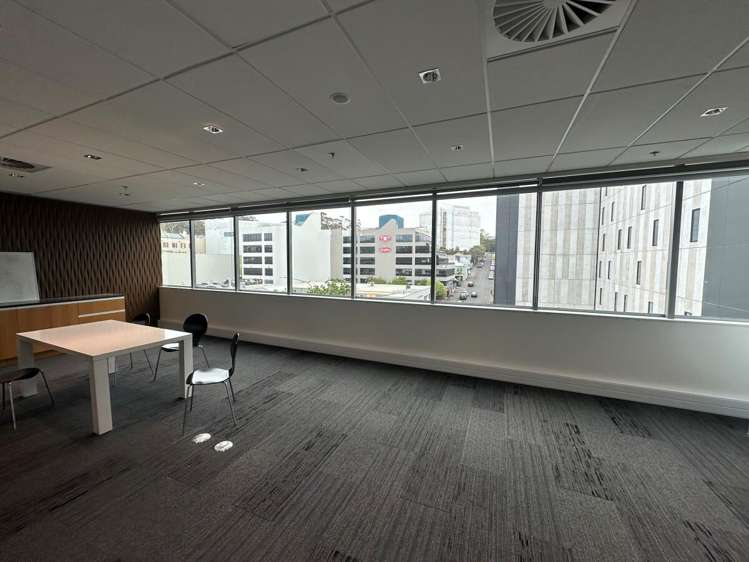 123 Carlton Gore Road Newmarket_5