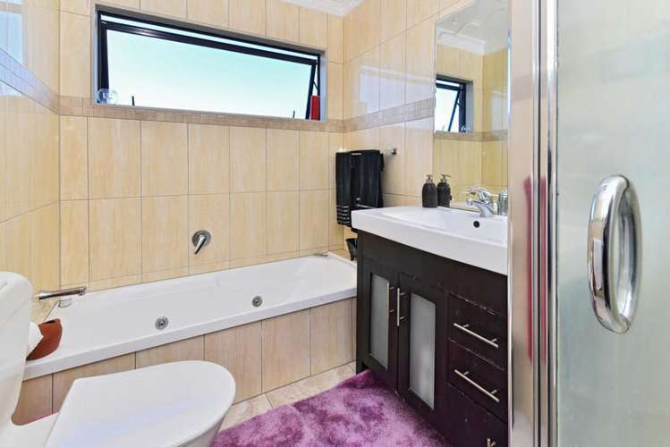 42 Crossandra Drive Mangere_6