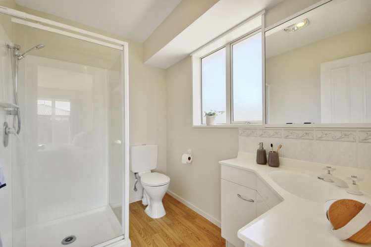 51 Showgate Avenue Sockburn_6