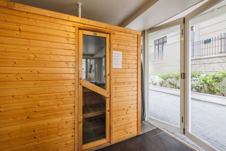 1305/10 Waterloo Quadrant Auckland Central_15