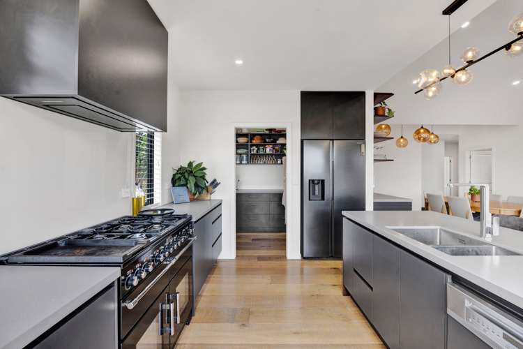 25 County Drive Hawera_13