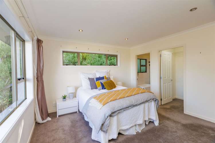 22 Sandybrow Churton Park_11