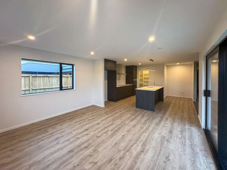 38 Greenslade Drive Lincoln_2