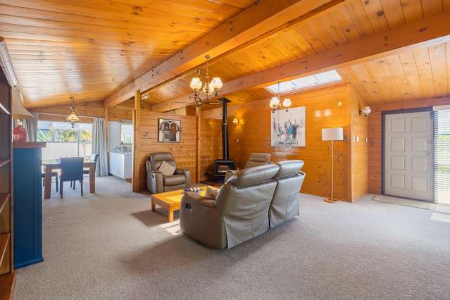 64 Rangipoia Place Turangi_2
