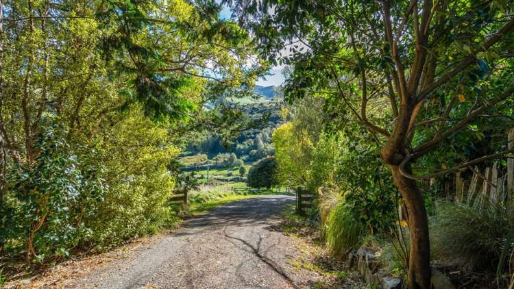 64 Harmans Track Little River_32