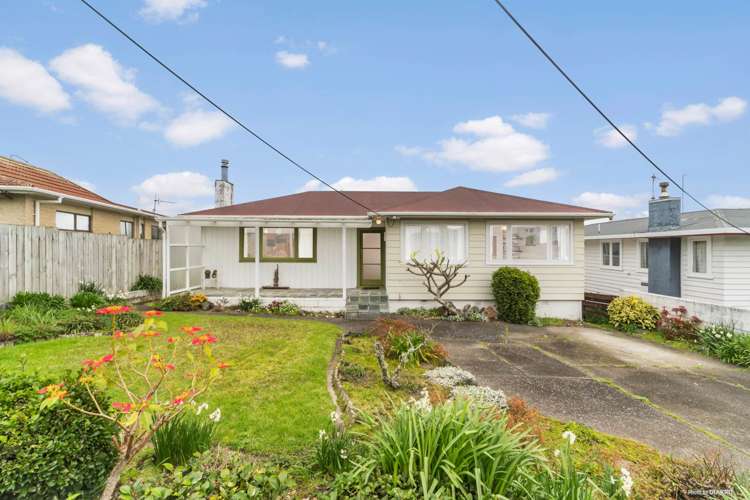 8 Roberts Road Glenfield_2