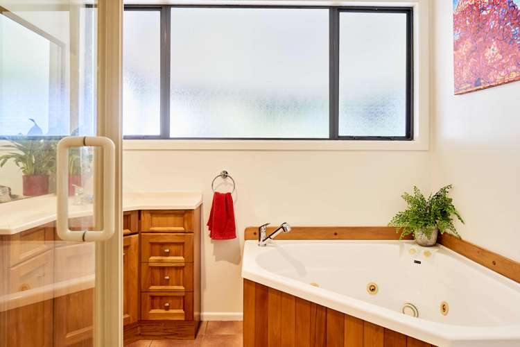 1153 Paekakariki Hill Road Paekakariki Hill_10