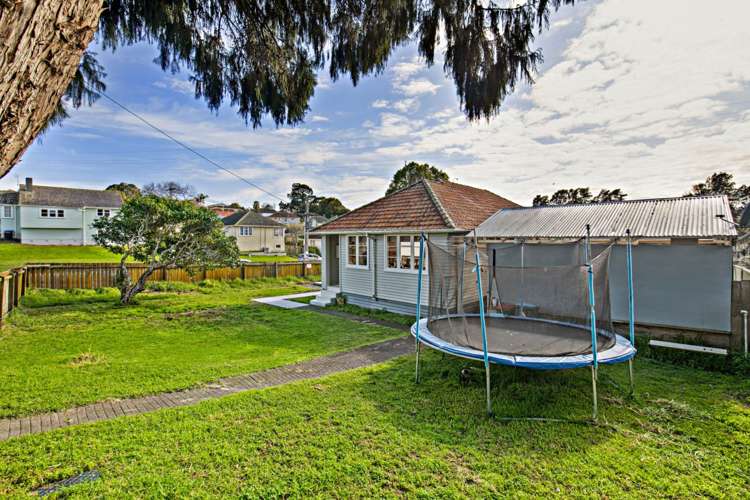2 Morrie Laing Avenue Mount Roskill_9