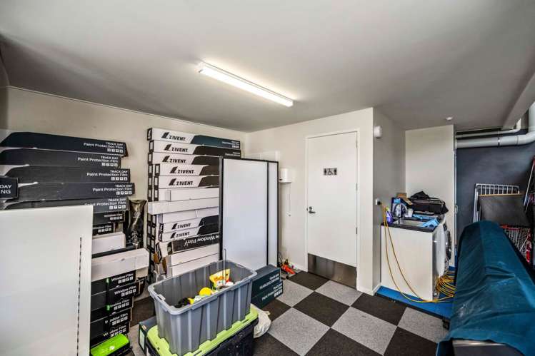 25/3 Oracle Drive Albany_8